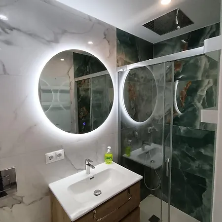 Bajondillo Marco * 托雷莫利诺斯